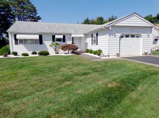23 Maison Way, Toms River, NJ 08757
