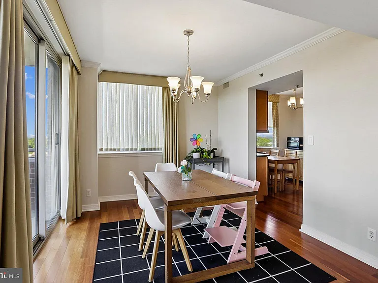 5809 Nicholson Ln #1001 — Photo 13