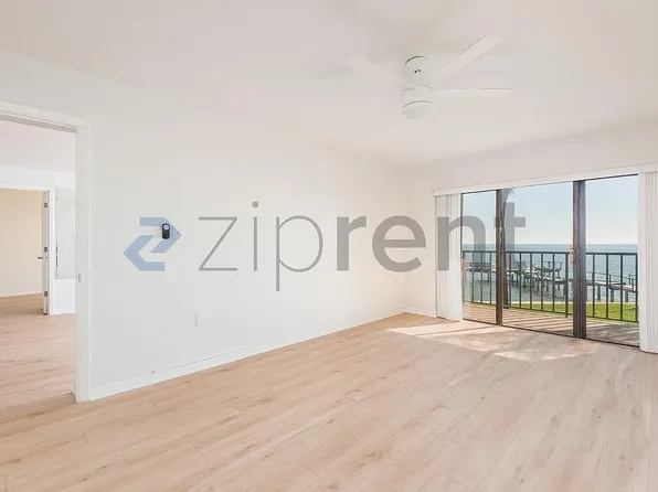 7500 Sunshine Skyway Ln S, Saint Petersburg, FL
