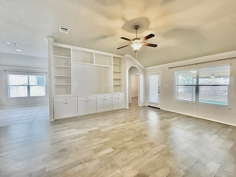 14415 High Plains Dr — Photo 7