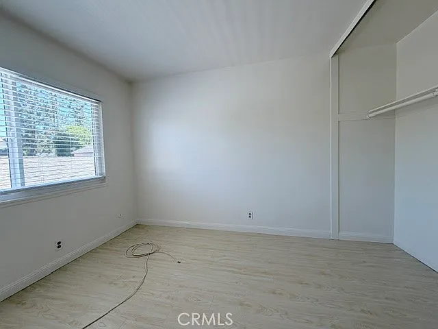 775 Hampshire Ln — Photo 14