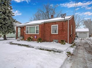 1006 Maryvale Dr, Cheektowaga, NY 14225