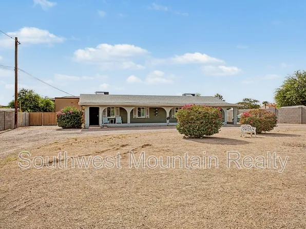 560 S Grand Dr #1, Apache Junction, AZ 85120