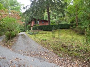 102 Teaberry Rd, Cullowhee, NC 28723