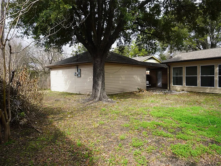 10703 Wickersham Ln — Photo 40
