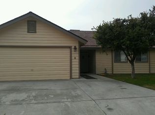 2633 Yerba St, Selma, CA 93662