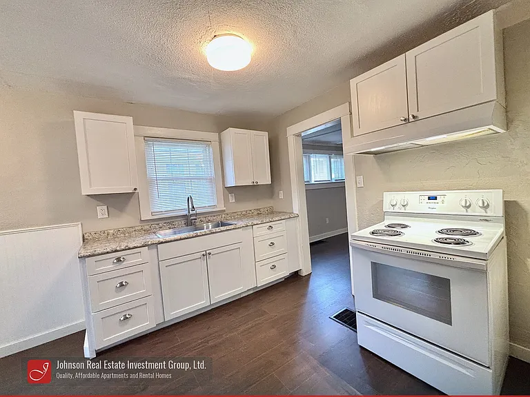 1815 Suman Ave — Photo 9