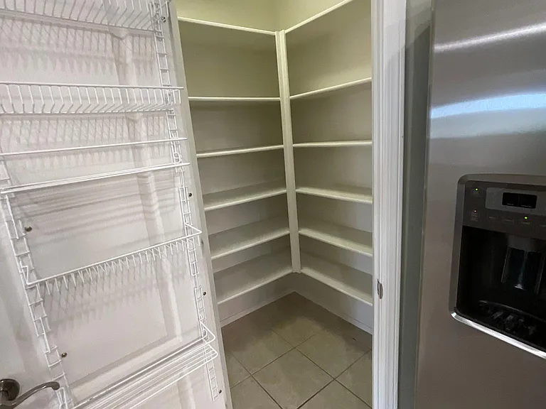 All kitchen appliances included