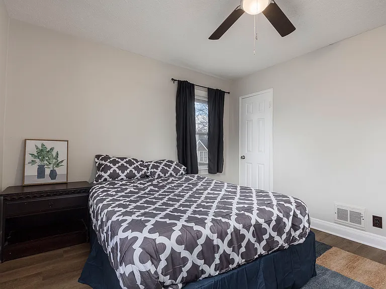 4600 Southern Pkwy #PARKWAYE1 — Photo 8