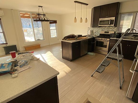 3rd image of 1874 E 12th St #2