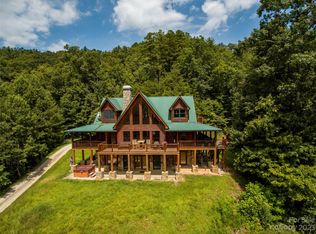 385 Fontana Lakeside Dr, Robbinsville, NC 28771