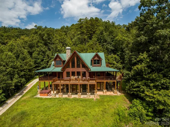 385 Fontana Lakeside Dr, Robbinsville, NC 28771