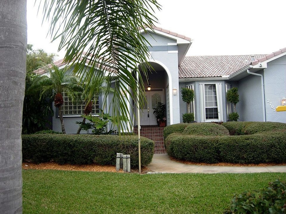 Executive 4 bedroom Home with Mother-In-Law Addition