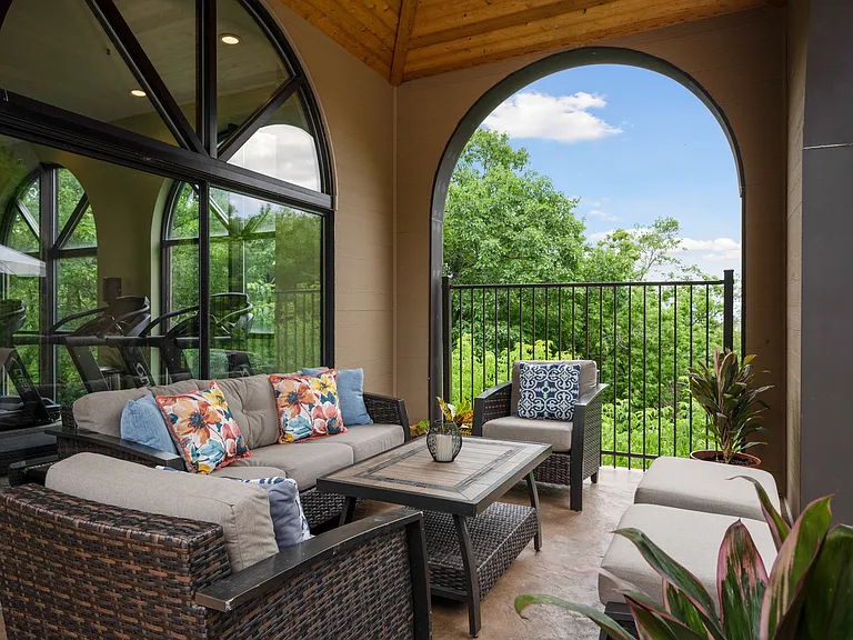 Avana Minnetonka — Photo 50