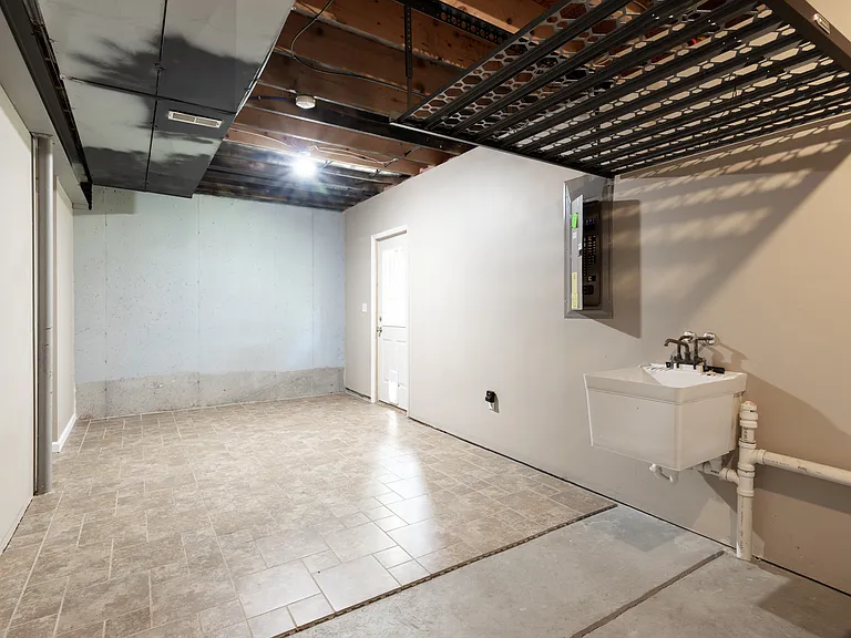 337 Marshall Heights Dr — Photo 22