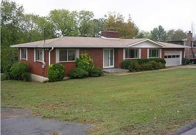 2nd image of 3334 Roberts Rd