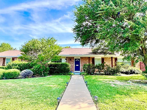 3421 Dartmoor Dr Photo 1