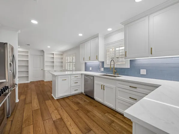 6423 Cindy Ln, Houston, TX 77008