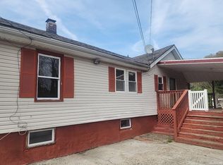 209 Risley Rd, Patchogue, NY 11772