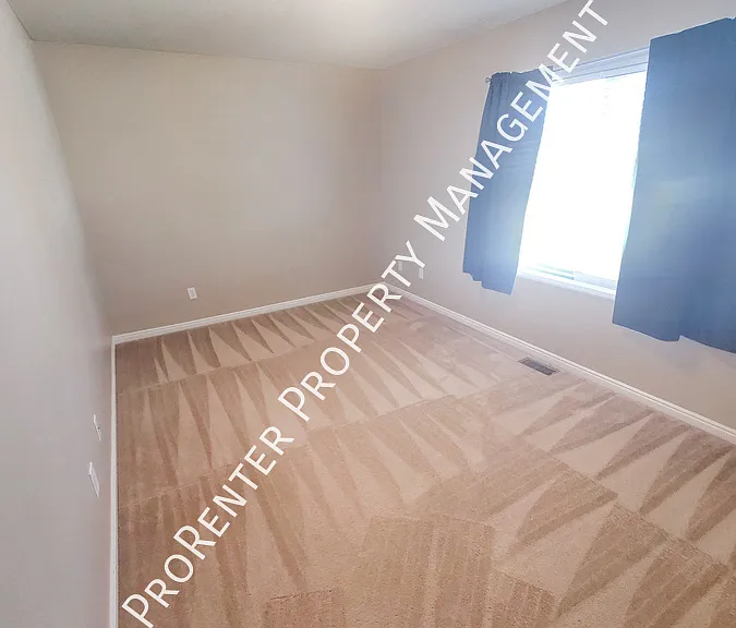 1062 S 1775 W — Photo 20