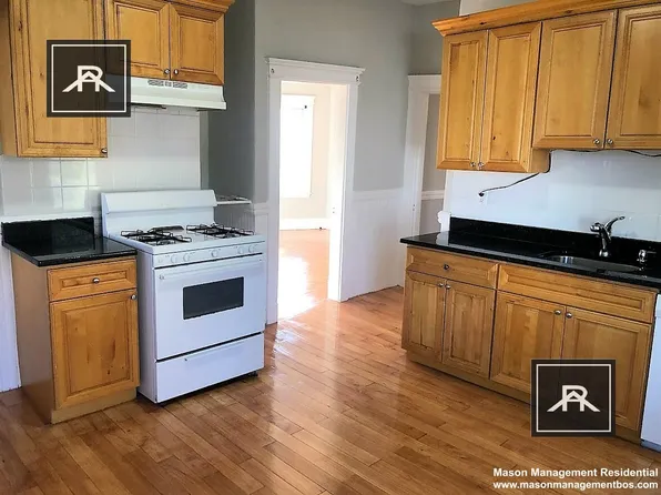 21 Arden St, Allston, MA