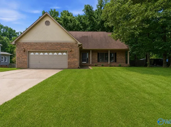 202 Rosecliff Dr, Harvest, AL 35749