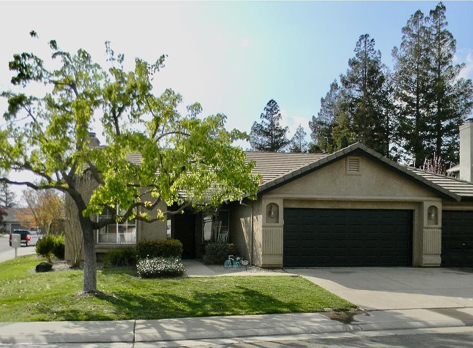 1st image of 1116 Thornbridge Dr