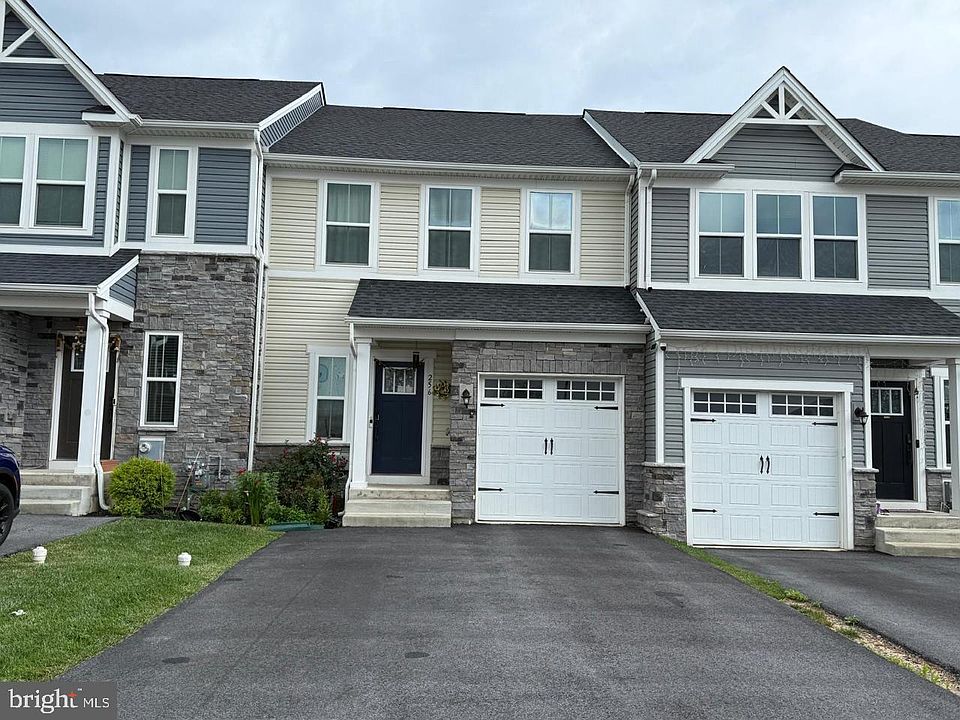 1st image of 256 Chase Dr