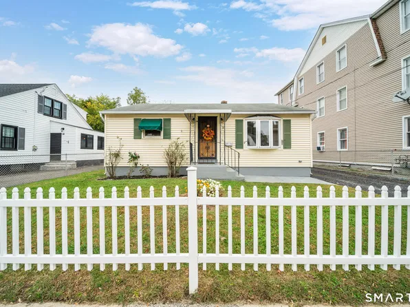 30 Knoll Street, Waterbury, CT 06705