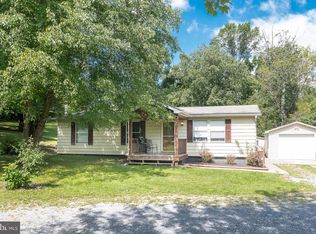 2133 Koontztown Rd, Falling Waters, WV 25419