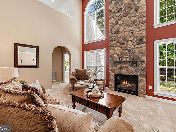 4th image of 34390 Skyler Dr