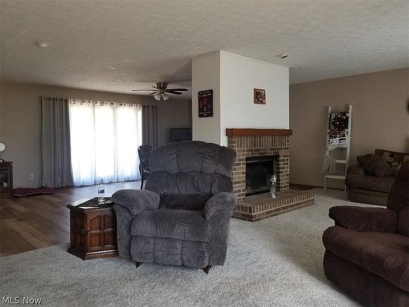 3rd image of 21382 Briar Bush Ln