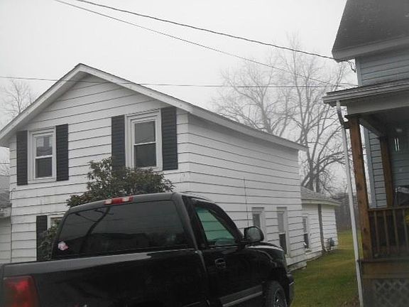 2nd image of 30 South St