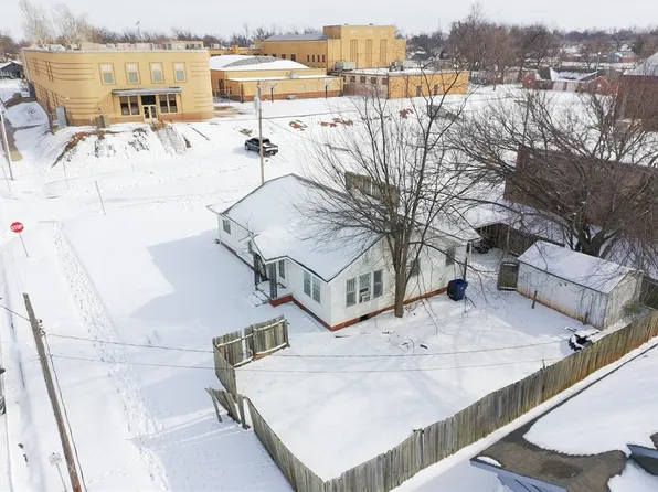 1005 W Washington Ave, Chickasha, OK 73018