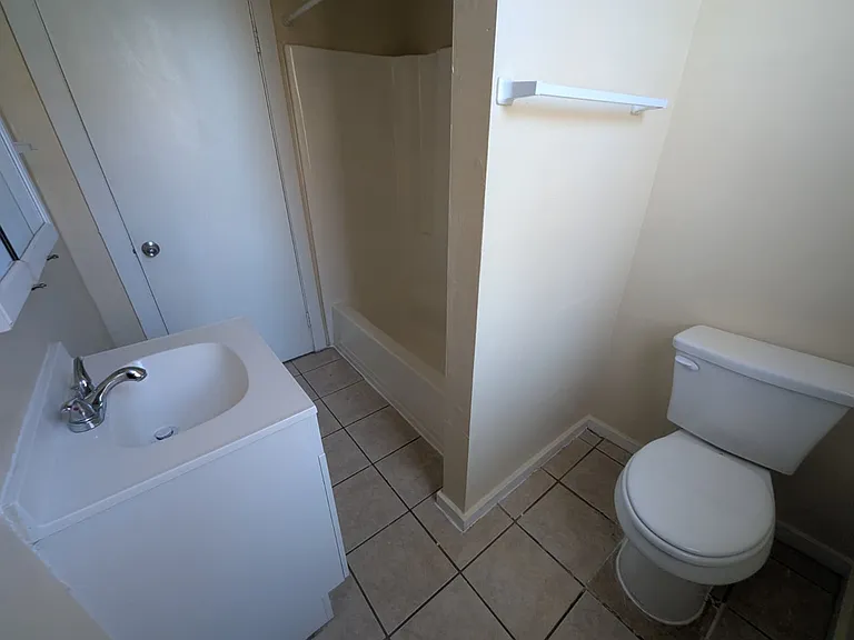 33 Dickerman St #44 — Photo 17