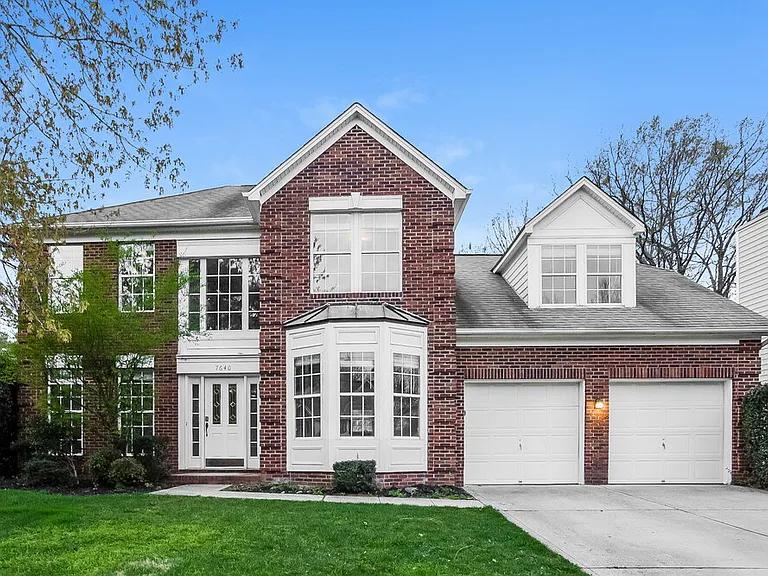 7640 Lady Bank Dr — Photo 1