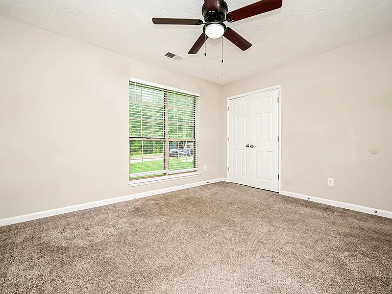 2921 Sunset Ct — Photo 12