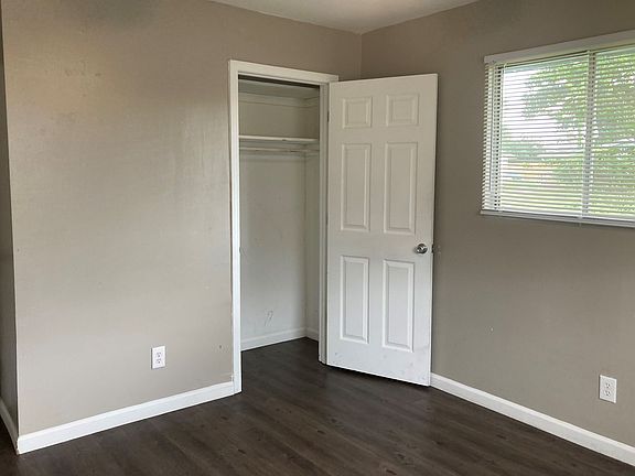 3rd image of 2833 General Doolittle Ave