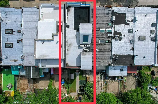 Sold by Remax Edge | media 29