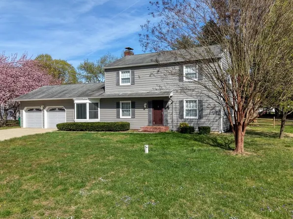 45 W Fairfield Dr, Dover, DE 19901