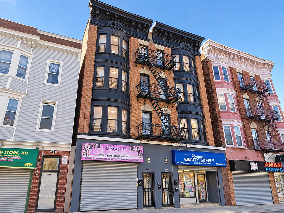 358-360 S Orange Ave