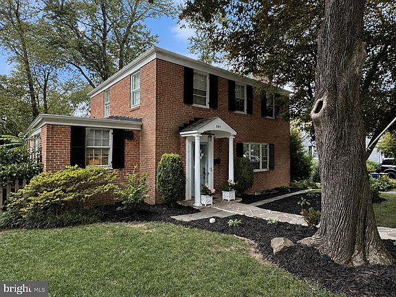 2nd image of 307 Worthington Rd