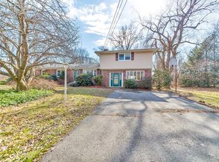 14 Cold Hill Dr, Granby, MA 01033