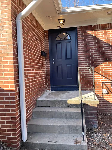 217 N Pierce St Photo 1