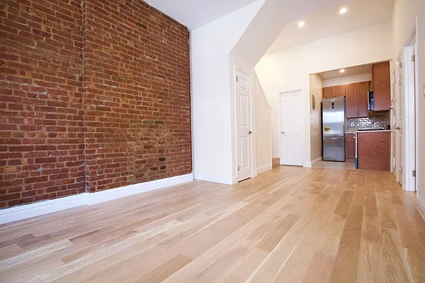 Rented by Elf Enterprises Inc | media 2