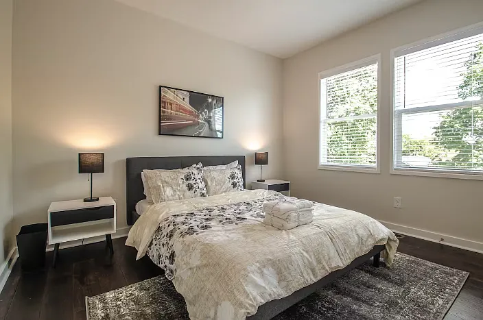 211 Crumley St SW — Photo 16