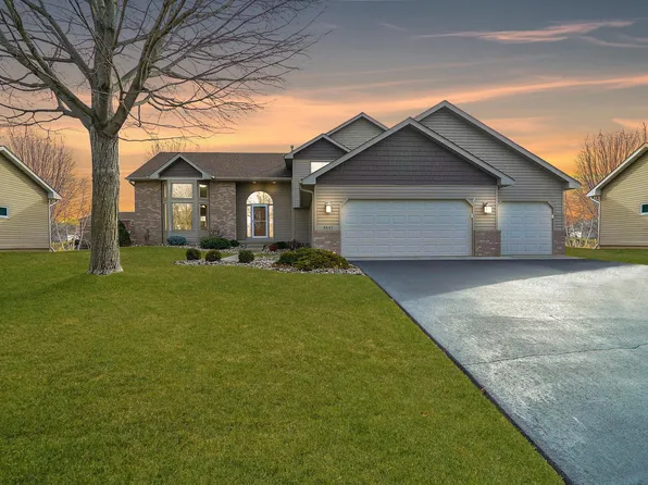 4642 Weston Hills Dr, Eagan, MN 55123