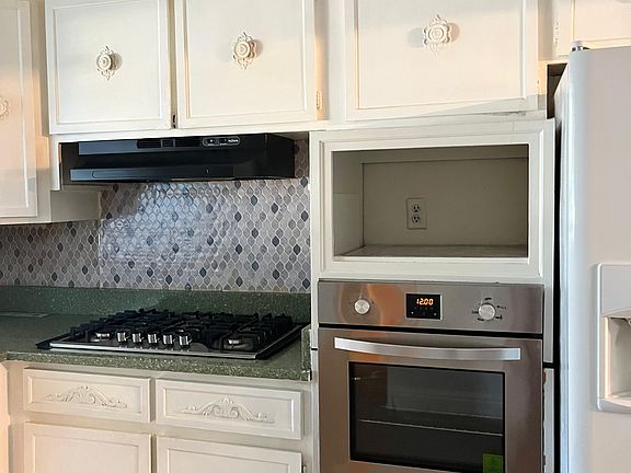 4th image of 7001 N Charlesworth St