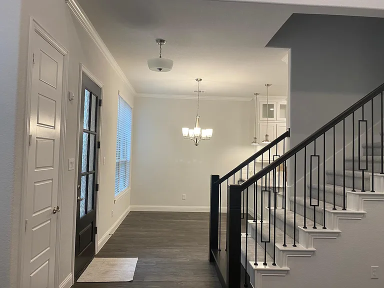 265 Golden Gate Dr — Photo 16