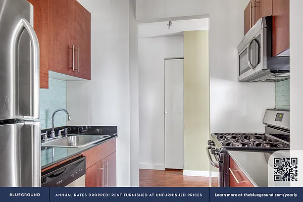 Rented by The Blueground | media 8